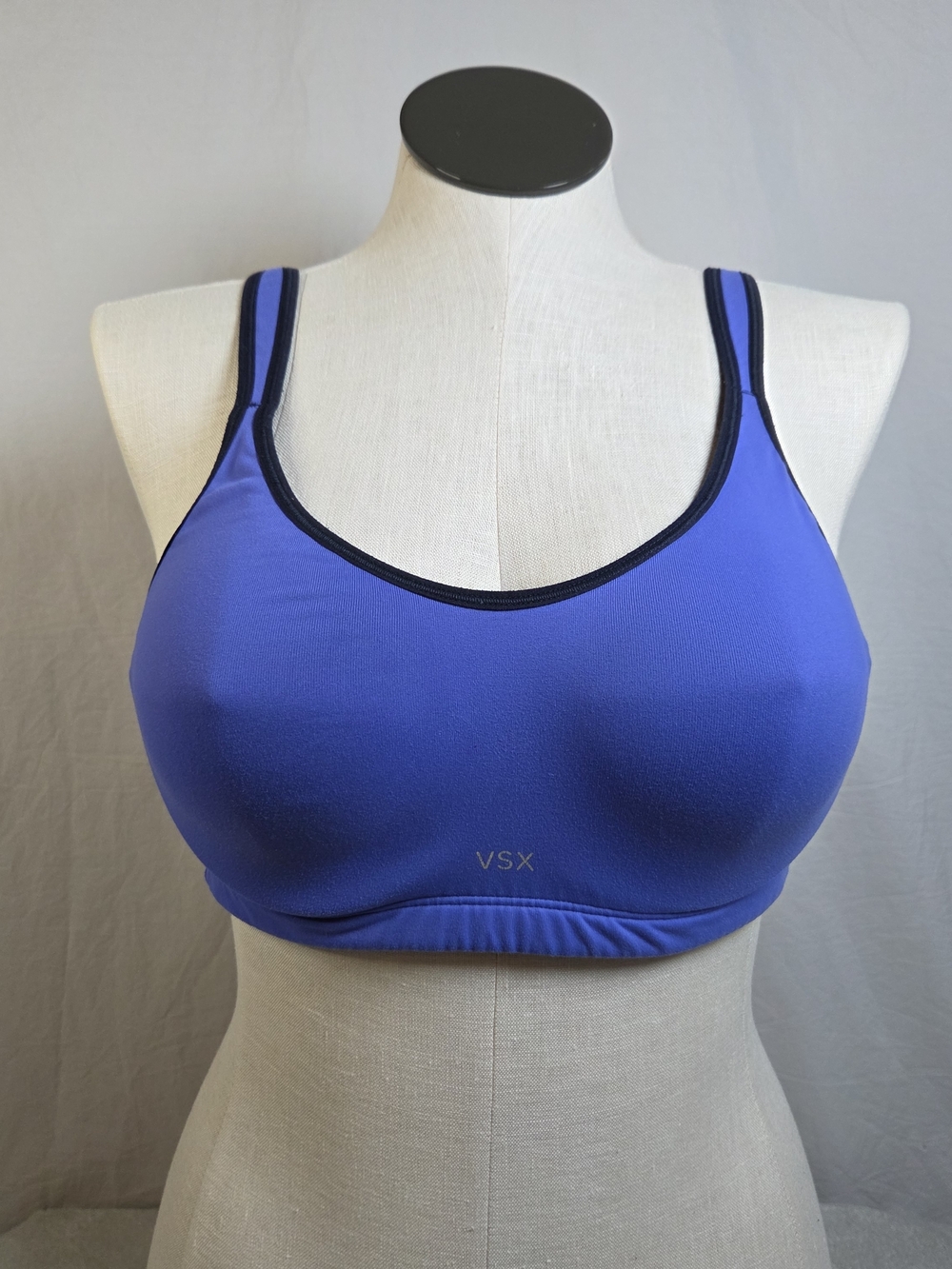 Victoria's Secret|Vsx Sport Bra|Color: Black/Blue Size 38C EUC
